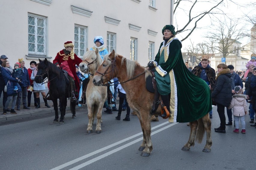 Za kilka dni Orszak Trzech Króli przejdzie ulicami Łowicza [ZDJĘCIA]