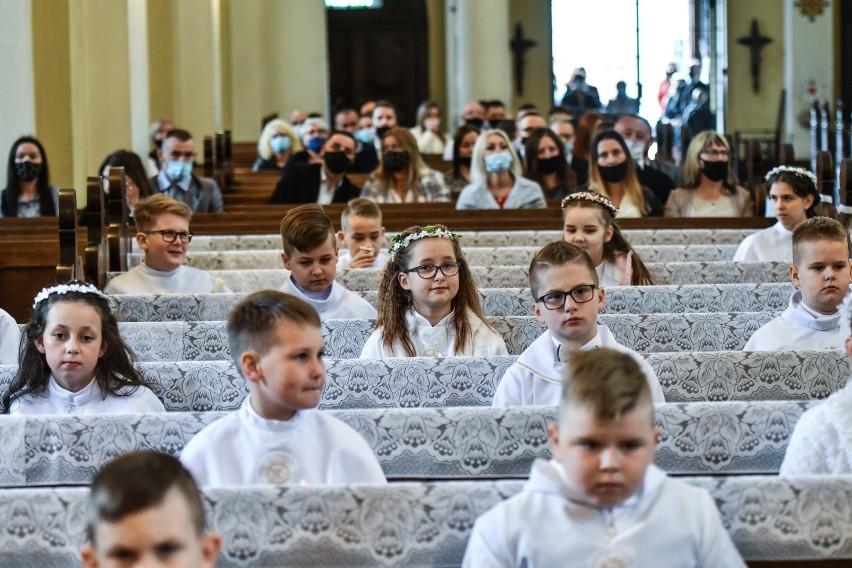 W niedzielę (9 maja) dzieci przystąpiły do sakramentu...