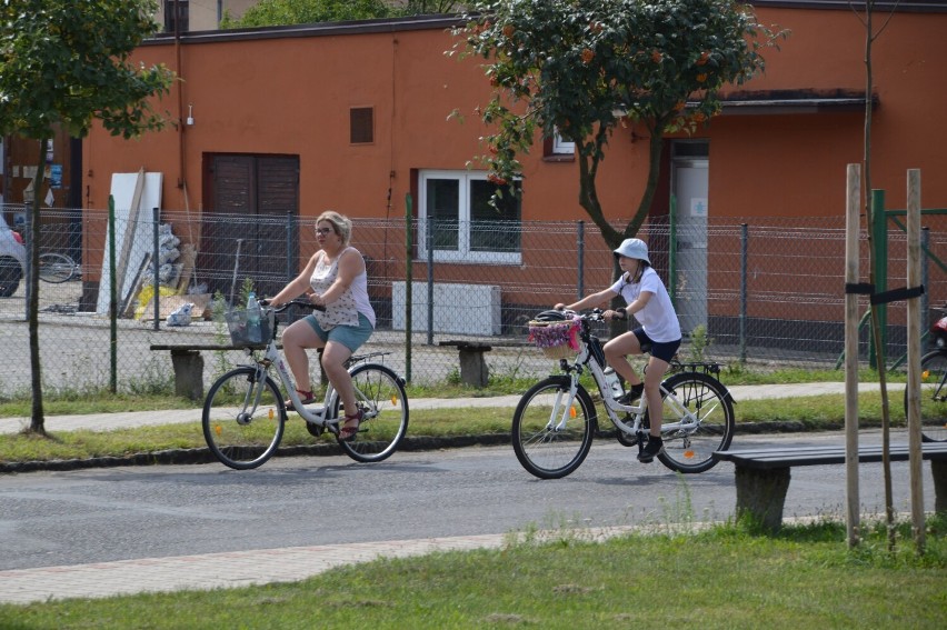 "Wakacyjna Rowerówka" w Bojanowie. Rajd rowerowy, piękna pogoda i aktywnie spędzony czas w gronie najbliższych [ZDJĘCIA]