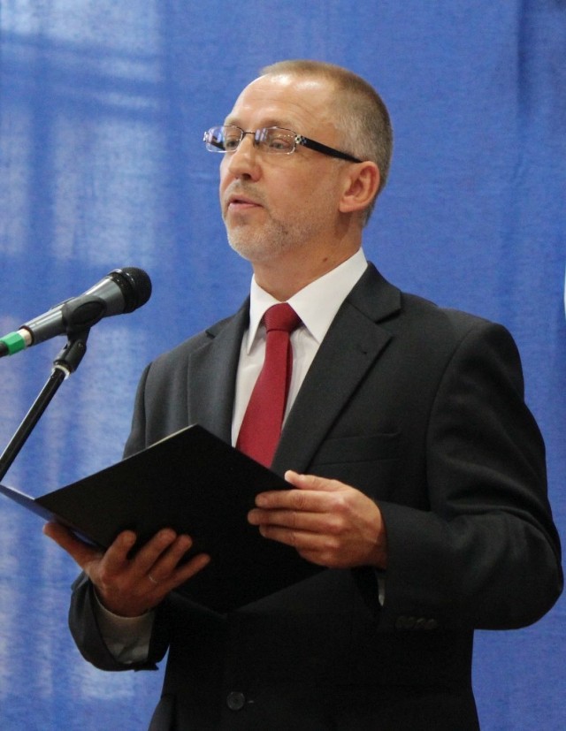 Bogusław Kurzyński to długoletni dyrektor Katolickiego Liceum Ogólnokształcącego w Wieluniu