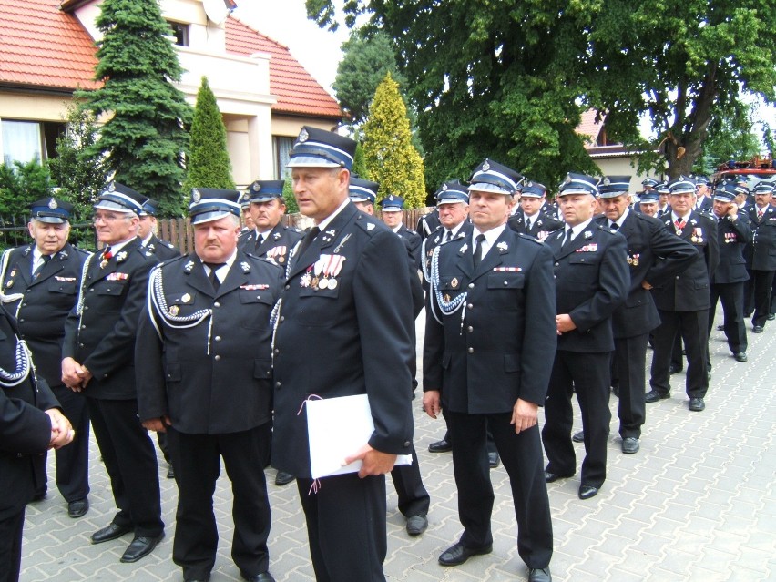 Święto strażaków ochotników. Na 90. urodziny dostali sztandar