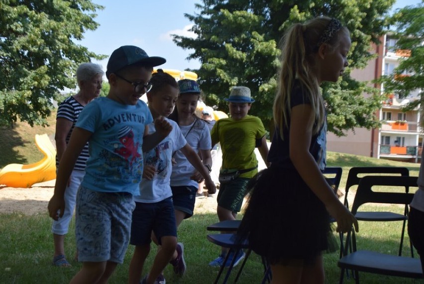 Gniezno. Objazdowy Dom Kultury na osiedlu Kazimierza...