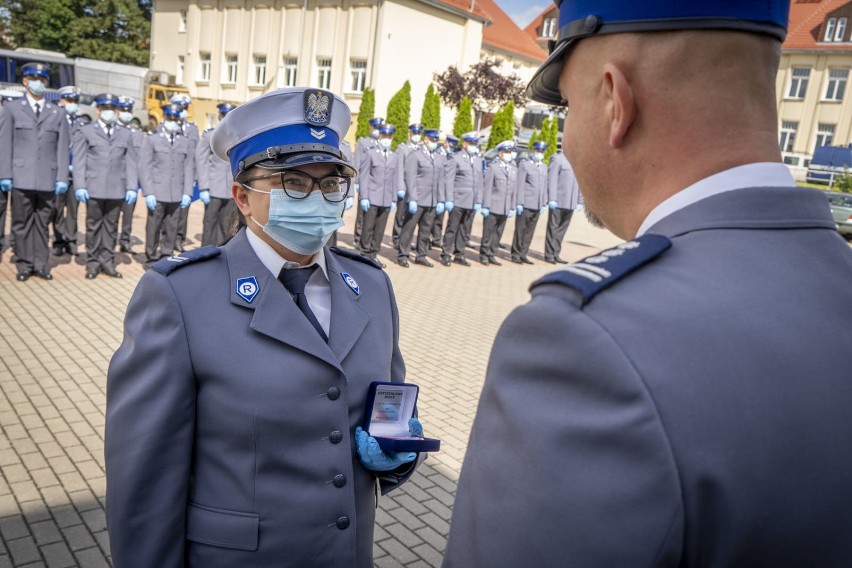 Policjanci z Brodnicy otrzymali "Kryształowe Serce". Gratulujemy. Zobaczcie - czym zasłużyli na to wyróżnienie. Zdjęcia