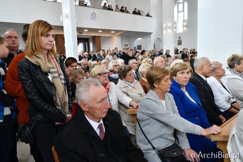 Wmurowanie kamienia węgielnego. Uroczystość w kościele pw. Matki Bożej Różańcowej w Białymstoku [zdjęcia]