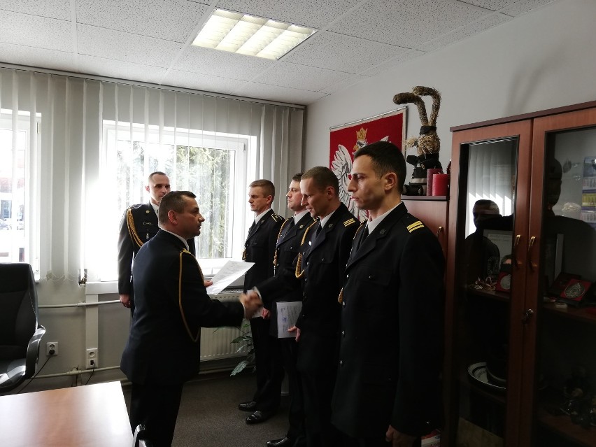 Gratulujemy wszystkim strażakom, którzy otrzymali awanse