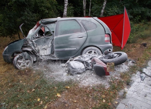 Tragiczny wypadek w Lulkowie. Nie żyje motocyklista