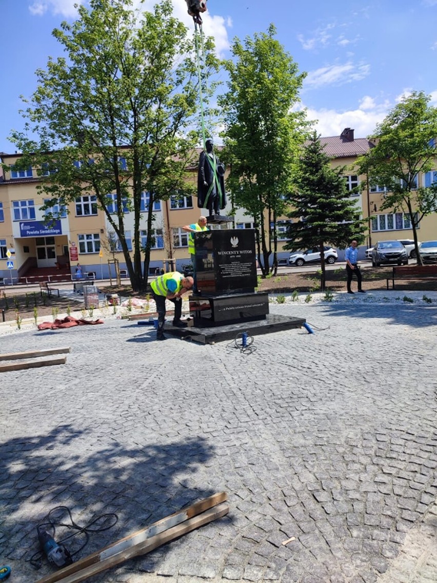 Pomnik Wincentego Witosa stanął w Błaszkach. Odsłonięcie 18...