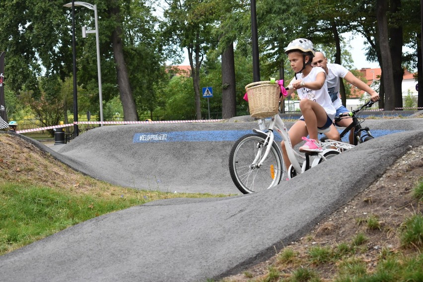 Akcja "Krosno Odrzańskie kocha rower" na pumptrucku w Parku...