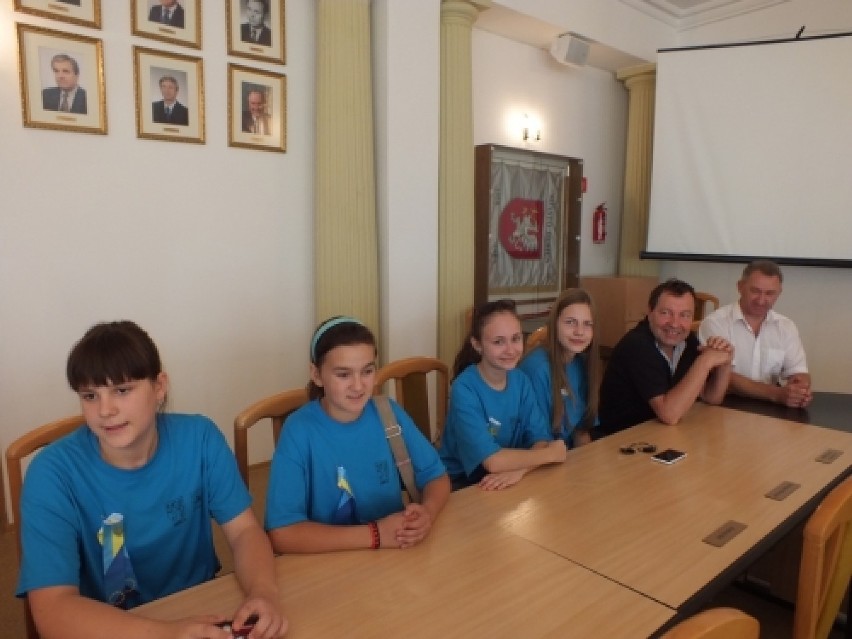Dzieci z Rudek na Ukrainie odwiedziły burmistrza Dębicy