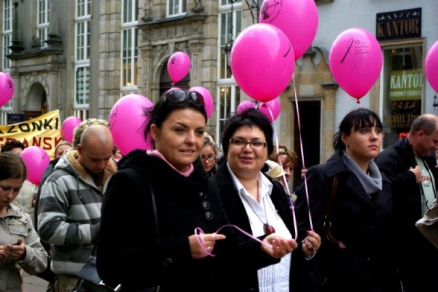 W najbliższą sobotę w Gdyni odbędzie się Marsz Różowej Wstążki. ...