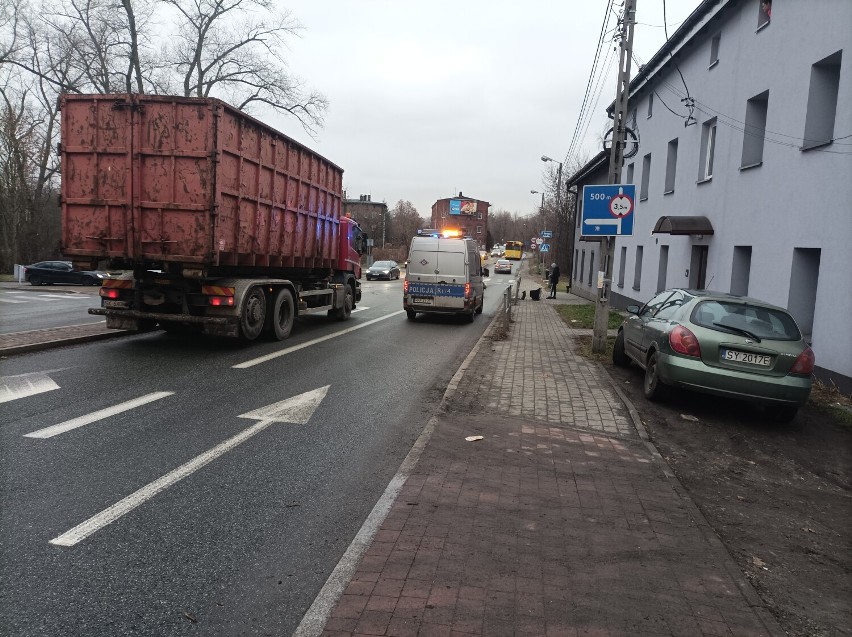 Kolizja na ulicy Oswobodzenia 137 w Katowicach