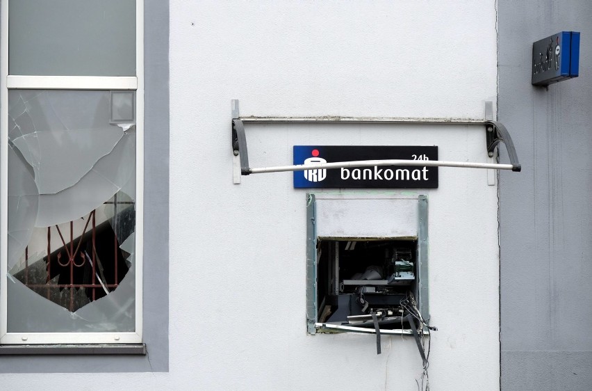 Okradziony bankomat w Przechlewie
