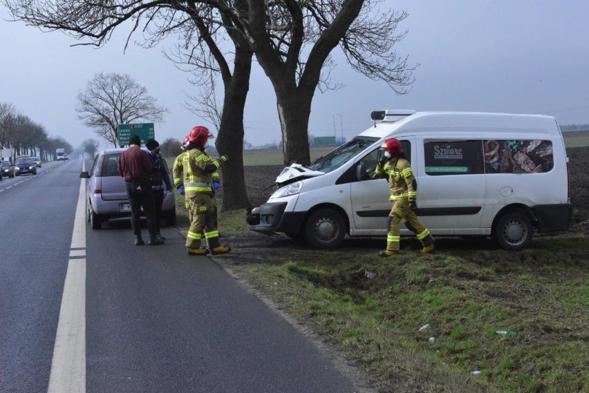 KOŚCIAN. Wypadek na dawnej "piątce". Zderzyły się dwa...