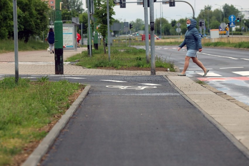 Nowe ścieżki rowerowe na Piekarach w Legnicy [ZDJĘCIA]