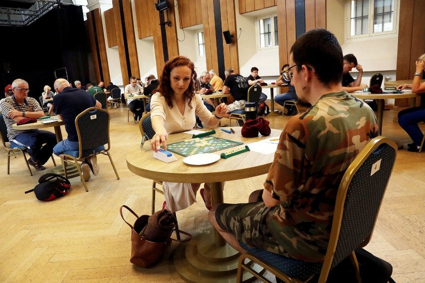 Legnica: Ruszył Puchar Polski w Scrabble. Poznamy także Mistrza Ziemi Legnickiej, zobaczcie zdjęcia