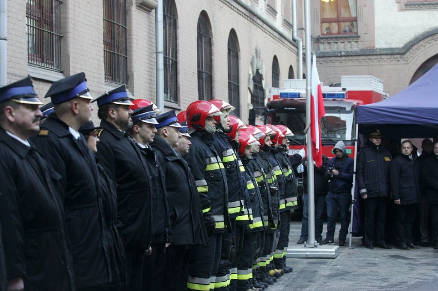 Uroczystość u legnickich strażaków (ZDJĘCIA)