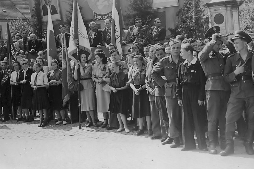 Zdjęcia pochodów 1-majowych w Sulęcinie w swoim archiwum...