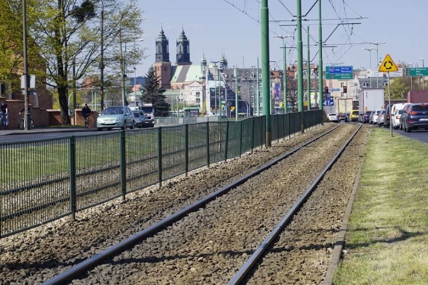 Kompleksowa wymiana sieci trakcyjnej na Warszawskiej i węzła...