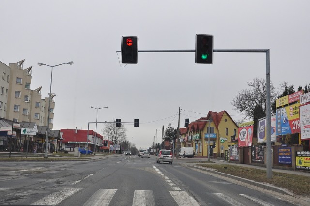 Tak mały ruch na skrzyżowaniu ulic Mickewicza i Armii Krajowej w Sandomierzu to rzadkość.