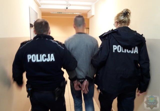 Teraz mężczyzna odpowie za rozbój z użyciem niebezpiecznego narzędzia, za co grozi mu do 12 lat więzienia. Sąd Rejonowy w Oleśnie aresztował 36-latka na trzy miesiące.