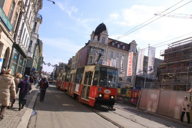 Do końca roku w 44 wagonach Tramwajów Śląskich pojawią się ...