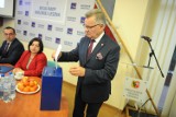 Pierwsza sesja nowej Rady Miejskiej Leszna. Malepszy przewodniczącym. Miastem rządzi koalicja PL18 i PiS [ZDJĘCIA]