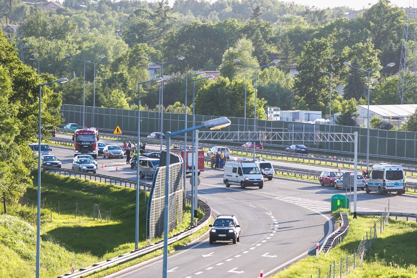 Karambol na obwodnicy Krakowa, sześć rannych osób