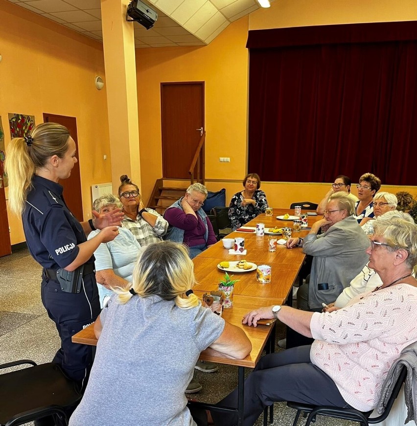 KPP Ełk: Spotkanie w Klubie Seniora w Stradunach