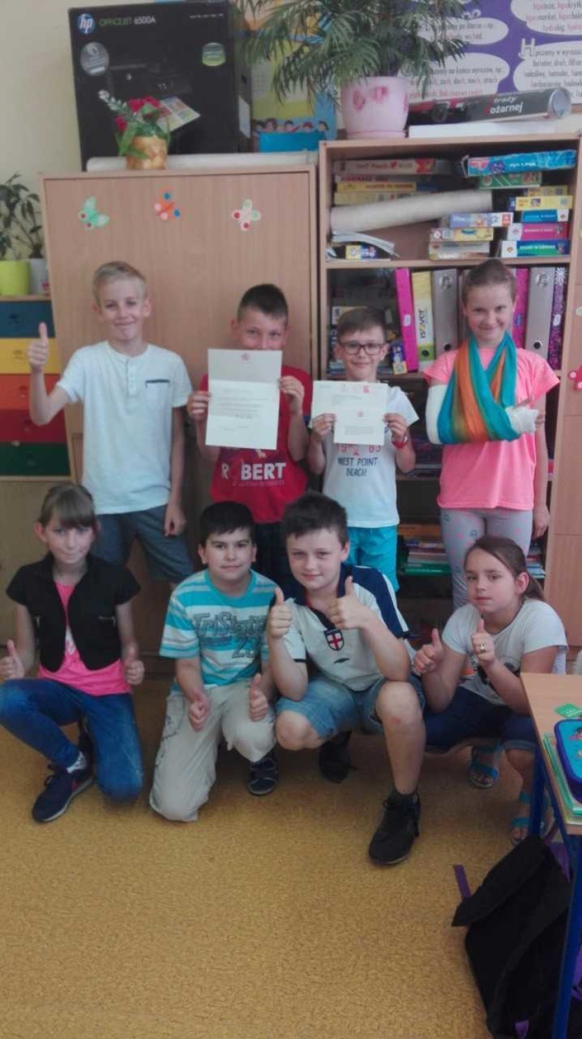 Zespół Szkolno-Przedszkolny w Kłecku: uczniowie otrzymali list od królowej Anglii