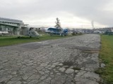 Kraków. Lotnisko w Czyżynach, co zostało po byłej bazie lotniczej [GALERIA]