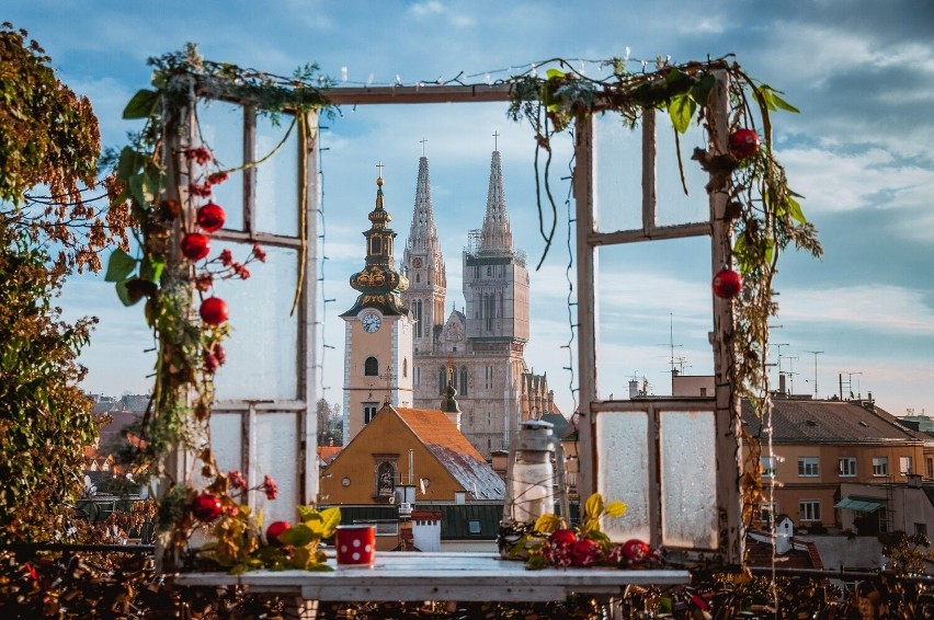 Zagrzeb jest piękny o każdej porze roku. Na zdjęciu katedra...