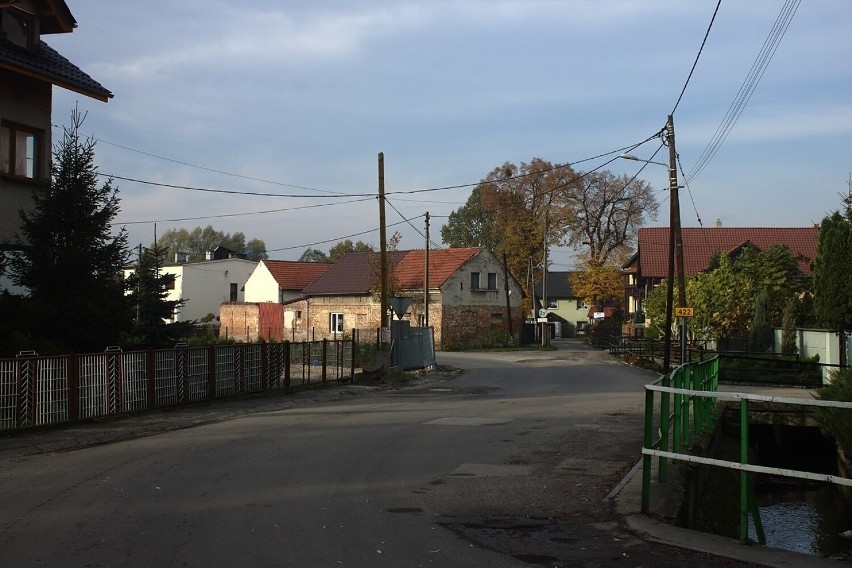 Dziergowice - 1656 mieszkańców