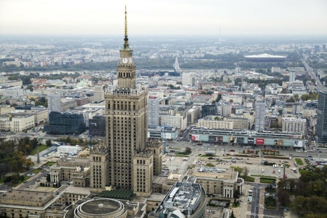 Rada Warszawy obraduje w Pałacu Kultury i Nauki