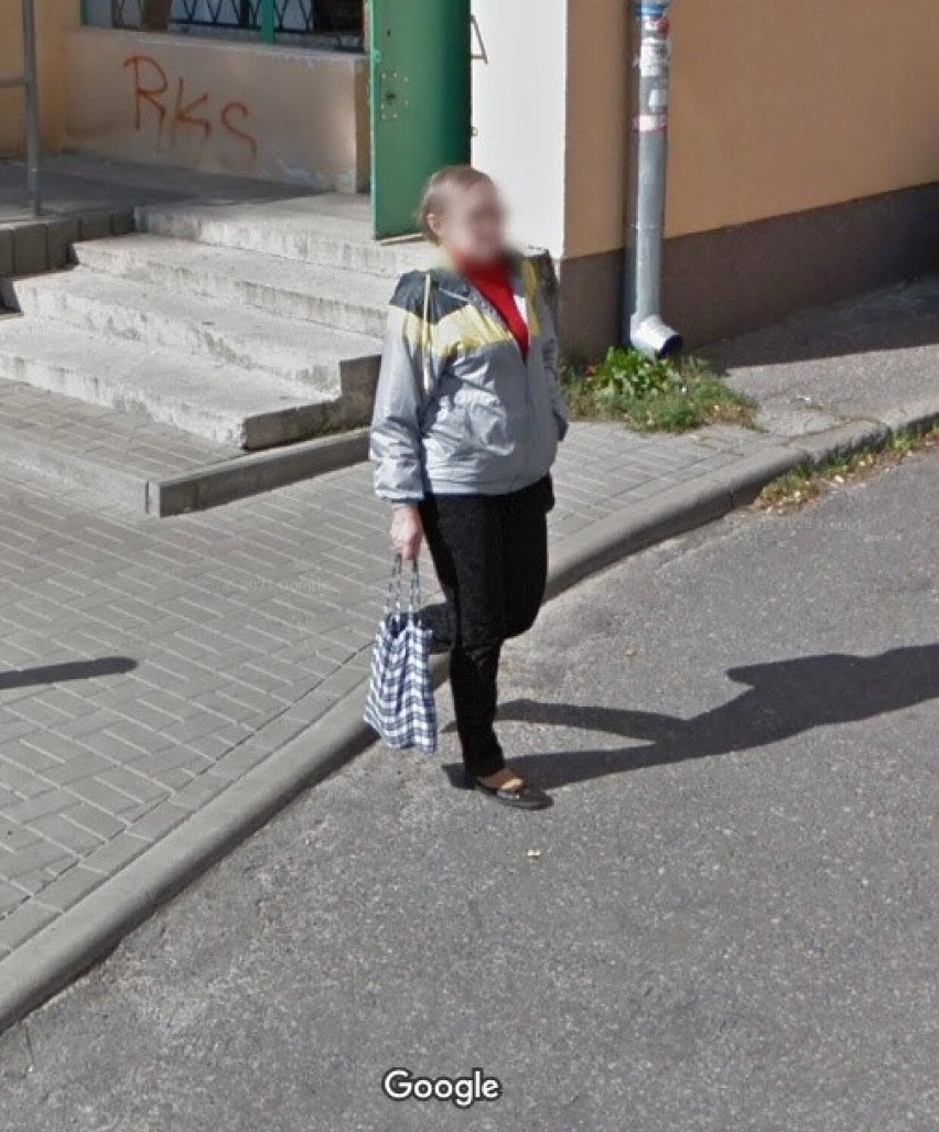Moda na Tatarach. Kamery Google Street View uchwyciły codzienne stylizacje mieszkańców „robotniczej” dzielnicy Lublina. Modnie? Zobacz