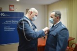Odznaczenia i awanse dla funkcjonariuszy Aresztu Śledczego w Piotrkowie ZDJĘCIA