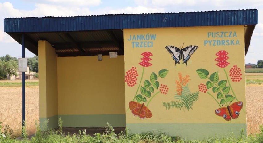 Wyjątkowe przystanki w powiecie kaliskim. Zdobią je motywy Puszczy Pyzdrskiej. ZDJĘCIA