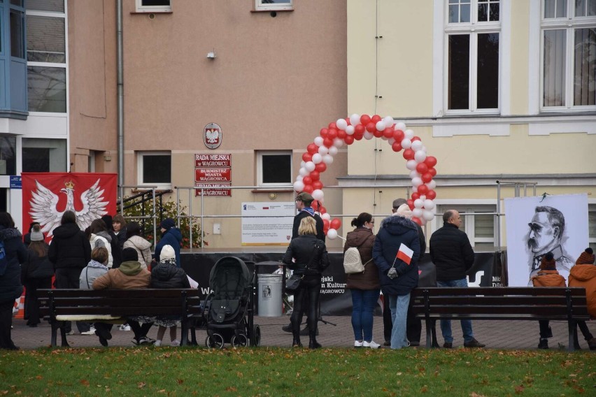 Uroczystości z okazji odzyskania Niepodległości przy Urzędzie Miejskim w Wągrowcu - 11.11.2023