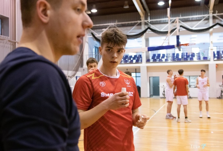 Wysoka przegrana juniorów Energa Laminopol Słupsk (zdjęcia)