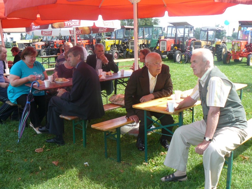 Lutogniew - Dożynki 2014 i 100-lecie Kółka Rolniczego