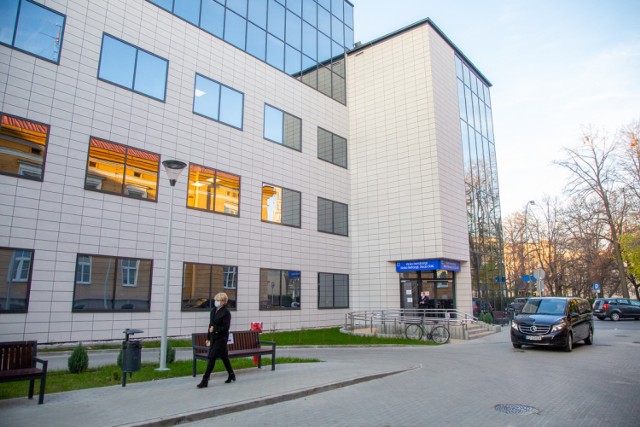 W Klinicznym Szpitalu Wojewódzkim Nr 1 im. F. Chopina w Rzeszowie oddano do użytku  nowo wybudowany pawilon, do którego zostały przeniesione Klinika Hematologii i Klinika Nefrologii ze Stacją Dializ.