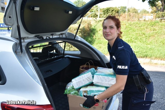 Sierżant Michalina Purwiel zorganizowała akcję charytatywną wśród policjantów i pracowników policji.