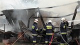 Pożar w Pruszkowie pod Kaliszem. Płonęła stolarnia [FOTO, WIDEO]