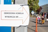 Warszawa szuka chętnych do pracy w komisjach wyborczych. Wiemy, ile można zarobić