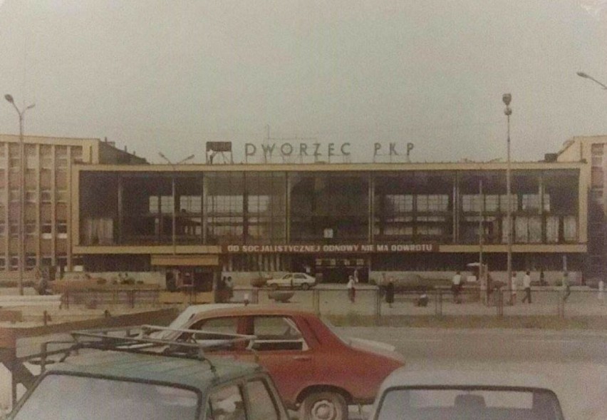 Lata 1980-1988 , Dworzec kolejowy....