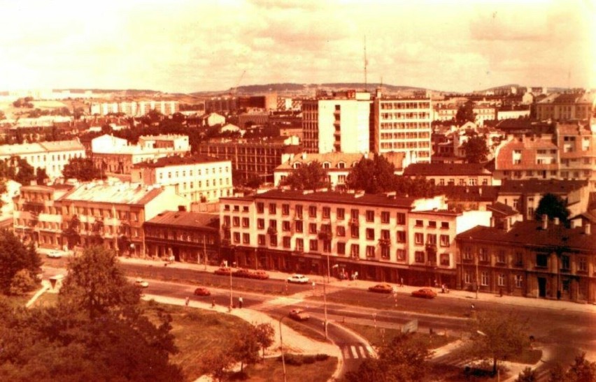 Lata 1980-1987 , Widok na wschodnią część Kielc, na...