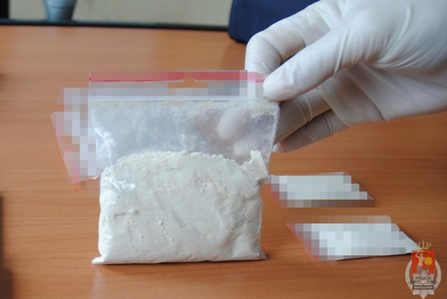 Narkotyki w Mińsku Mazowieckim. Policjanci znaleźli amfetaminę pod podłogą