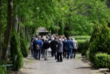 Pogrzeb Tadeusza Wyrwy-Krzyżańskiego. Spoczął na Cmentarzu Komunalnym w Pile. "Nigdy nie zdradziłeś poezji" [ZDJĘCIA]