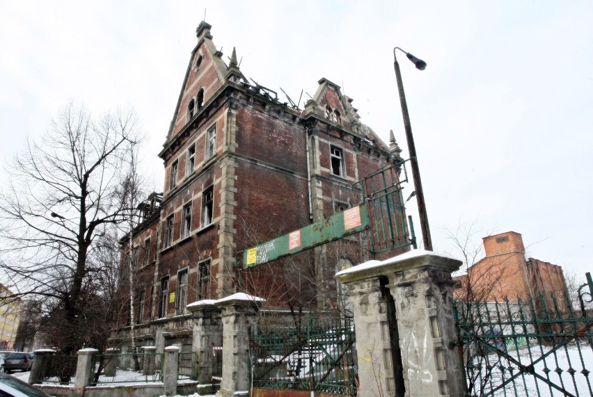 Jak z dawnej dumy Gdańska została ruina. Na terenach po dawnej rzeźni przy Angielskiej Grobli powstanie osiedle