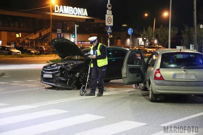 Wypadek z piątku na sobotę na ul. Niemodlińskiej w Opolu.