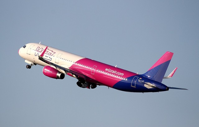 Wizz Air wycofuje się z Polski? Linia powoli uszczupla siatkę połączeń